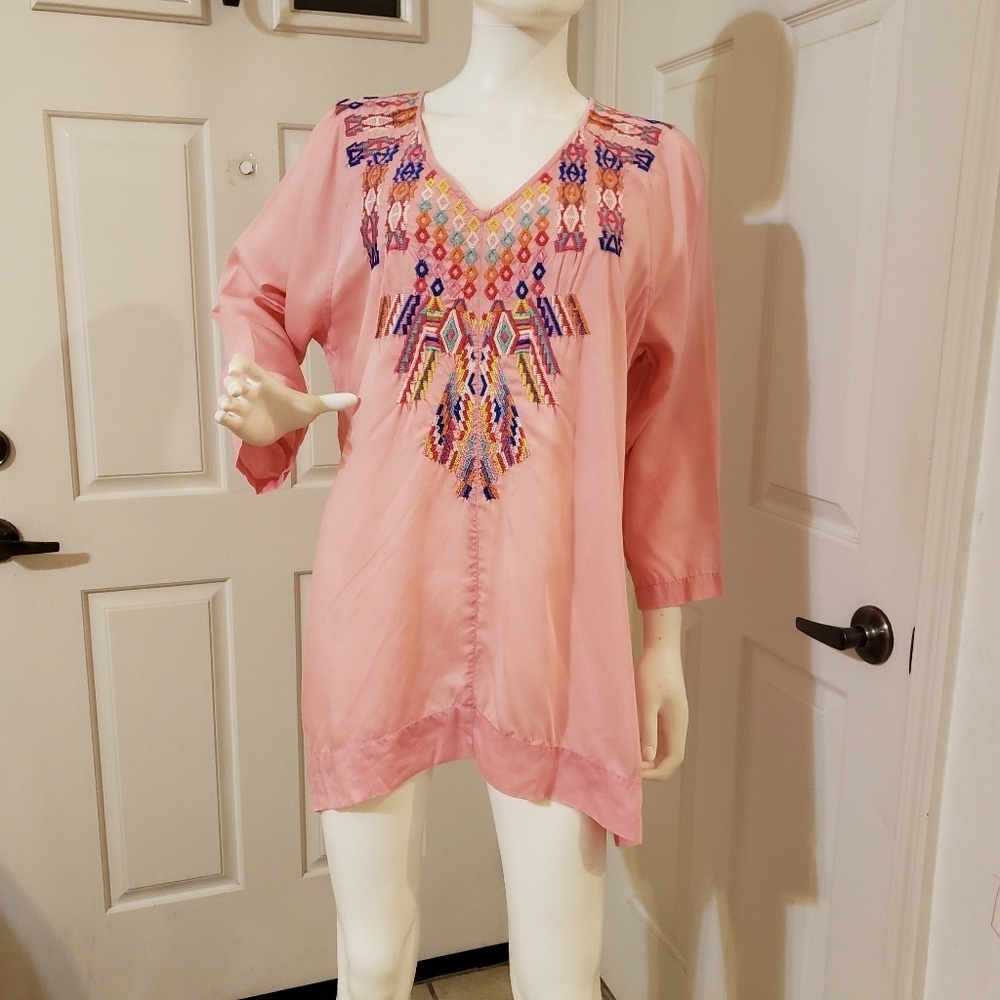 Soft Surroundings Mixteca Embroidered Tunic top Wild orchid